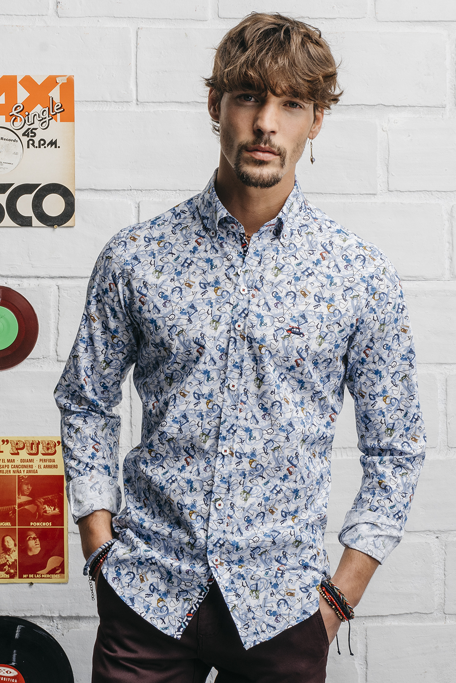 camisa estampada hombre letras