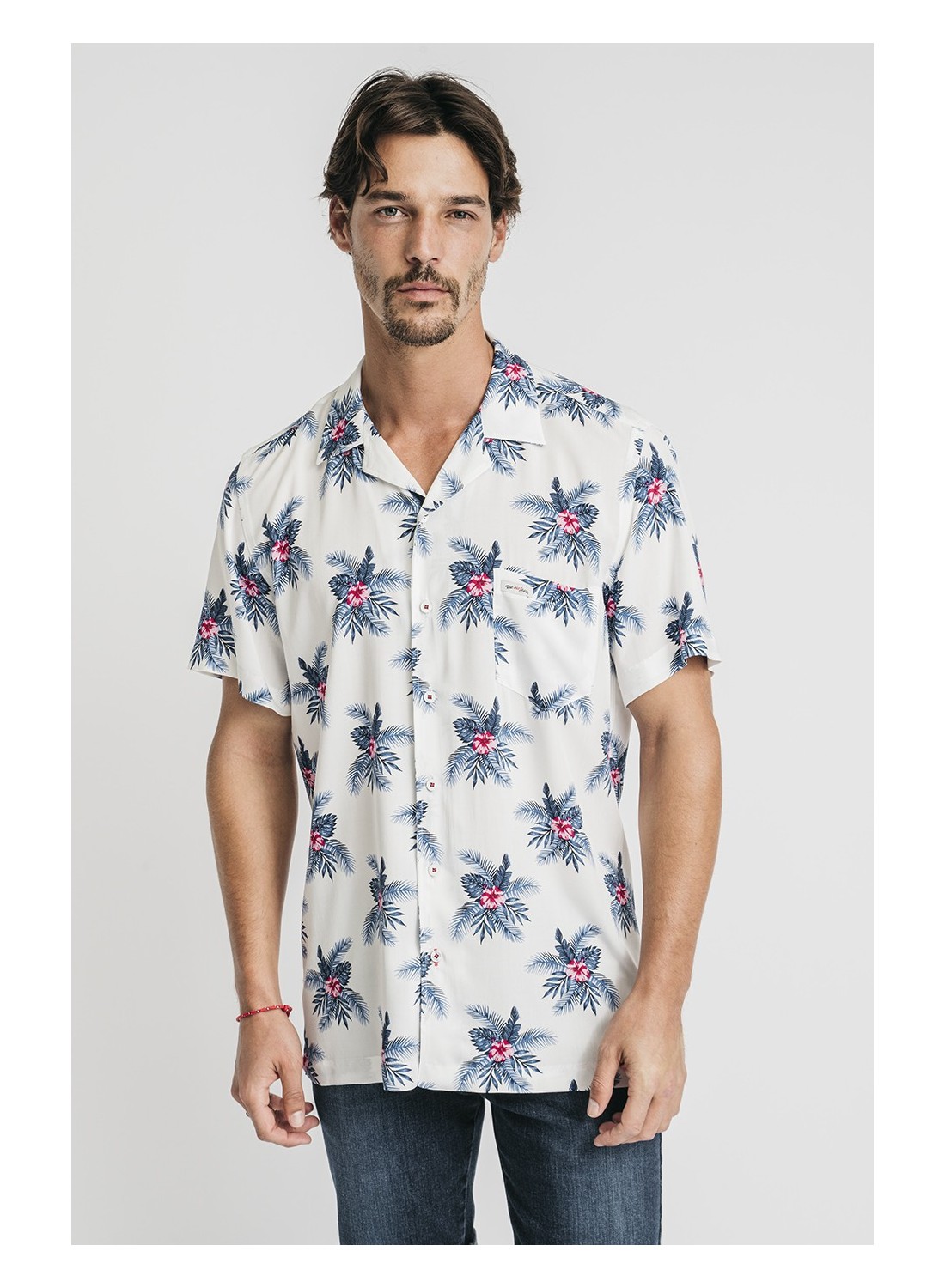 camisa-estampada-hombre-hojas-de-palmera