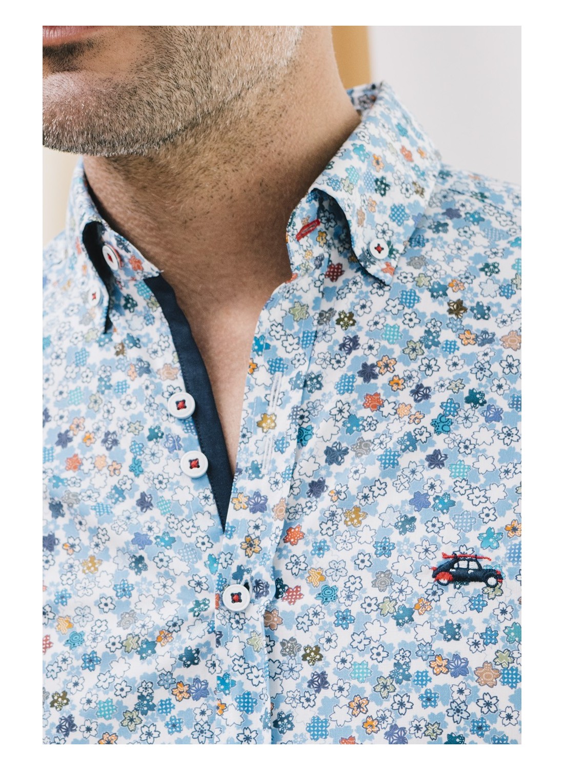 camisa de hombre estampada de flores patchwork